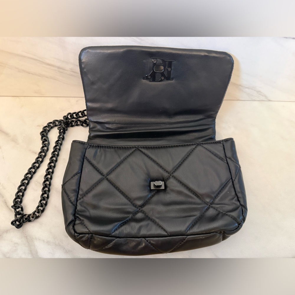 Badgley Mischka Black Quilted Chain Crossbody Bag Edgy Shoulder Purse Handbag - Picture 2 of 15